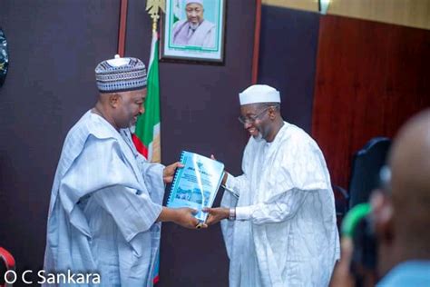 Badaru dissolves Jigawa cabinet, hands over to Gov elect Namadi - 247 Ureports