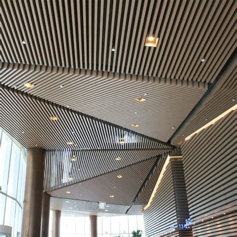 Aluminium Click On Batten Ceiling Extrusion Baffle Wall Ceiling