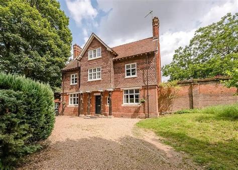 GARDENER S COTTAGE IN NOWTON PARK BURY ST EDMUNDS PASS THE KEYS