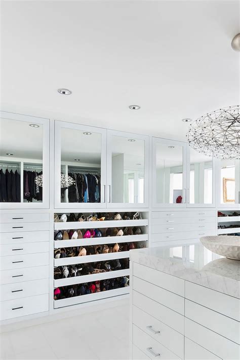 62 Luxury Walk In Closet Organized Look Elegant Closets Luxury