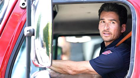 ‘Station 19′: Jay Hayden On Travis’ Big Episode & What’s Next – Hollywood Life