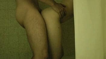 Petite Teen Se Mete En La Ducha XVIDEOS