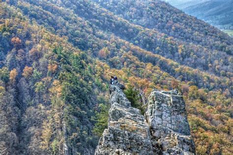 Hike Seneca Rocks, West Virginia