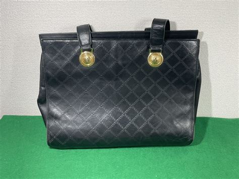 【傷や汚れあり】1円〜 Gianni Versace レディース トートバッグ ハンドバッグ レザー 黒 ヴェルサーチ Fr031の落札情報