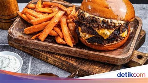 burger hits  jakarta selatan  enak juicy