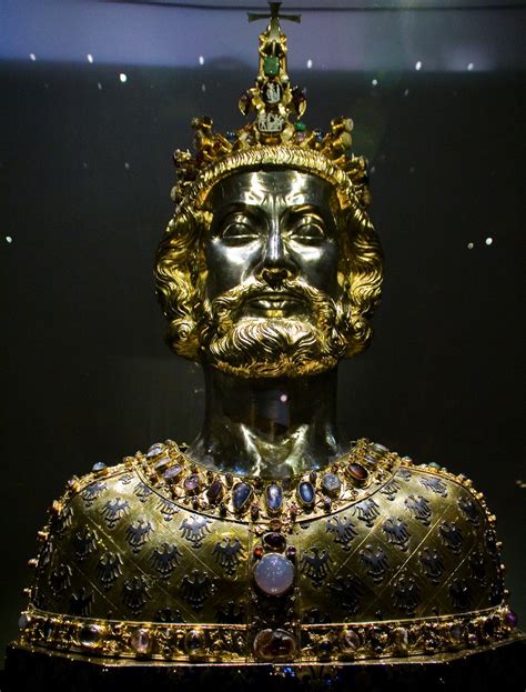 Charlemagne Reliquary In Aachen Dave Seinberg Flickr