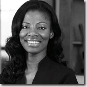 Dr Uchenna Okoye - Dentist in London Smiling | Comparethetreatment.com