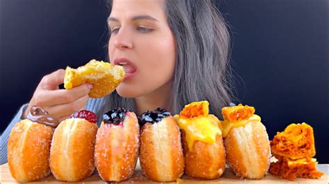 Asmr Donuts Eating Sounds Mukbang Youtube