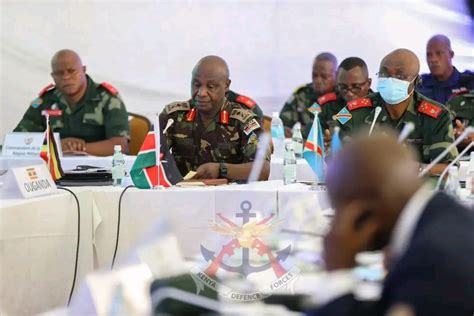 Insécurité dans l Est de la RDC Les chefs d état major de l EAC à