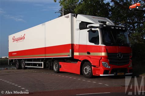 Foto Mercedes Benz Actros MP5 Van Borgesius Convenience TruckFan