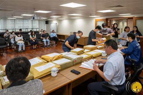 公共建设局就“南湾大马路终审法院大楼建造工程—上盖工程”进行公开开标 澳门特别行政区政府入口网站