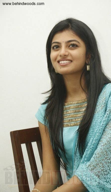 Anandhi Aka Anandhii Photos Stills And Images