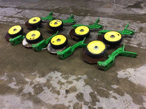 John Deere Single Disc 2X2 Fertilizer Openers BigIron Auctions