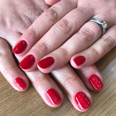 Classic Red Gel Nails Using Ibd Just Gel In Bing Cherries Red Gel