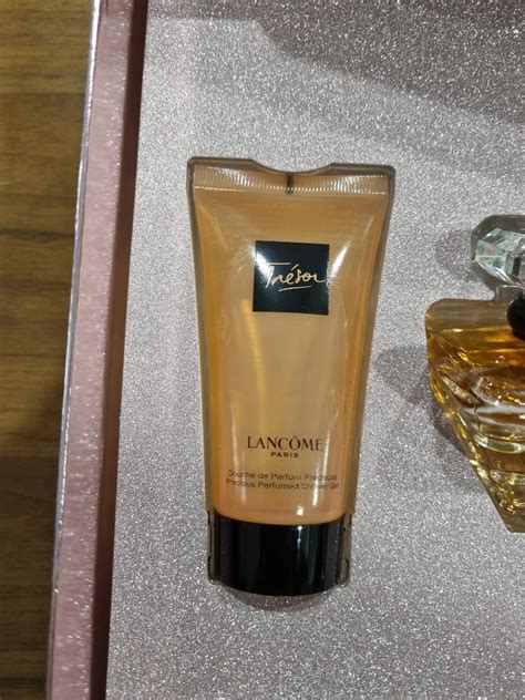 Lancome Tresor Perfume Gift Set, Beauty & Personal Care, Bath & Body, Body Care on Carousell