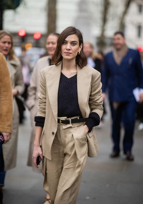 L Obsession Tailoring Du Printemps Le Tailleur Beige En 2020