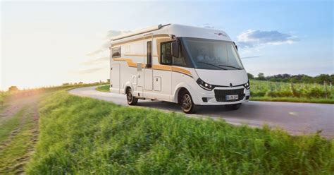 malibu  rb le su base fiat  mb camper novita  camperlife