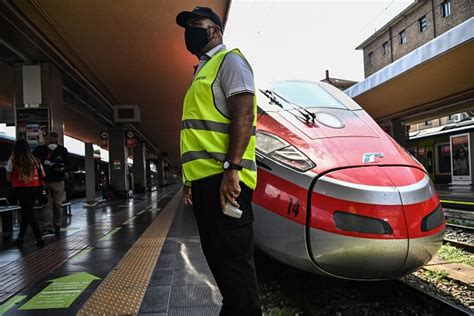 Donna Morta Investita Da Un Treno Tra Lonato E Desenzano Disagi Sulla