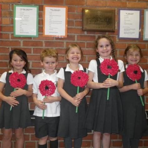 Windlesham Infants Remember Wwicentenary Windlesham Village Infant