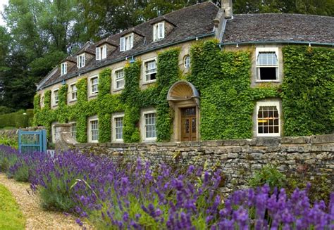 Amazing Places of the Earth: Like a fairy tale Bibury village England