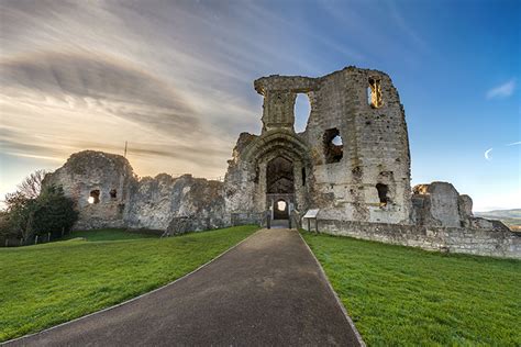 Denbigh Castle History And Facts History Hit