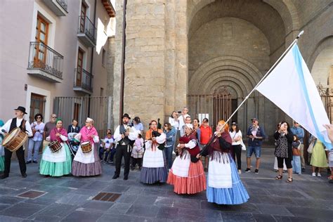 Jaca Huesca Acoge Este Domingo El Desfile Final Del Festival