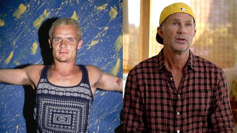 Flea Admite Não Ser Tão Próximo De Chad Smith Seu Colega De Red Hot Chili Peppers