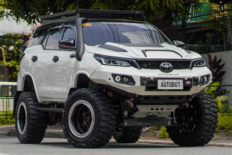 Филиппинские тюнеры превратили Toyota Fortuner GR-S во внедорожного ...