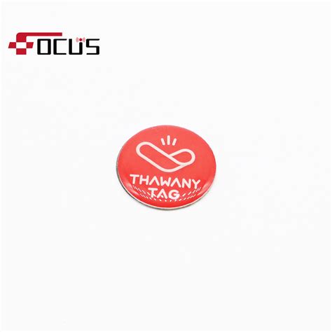 ISO14443A RFID Mini Sticker NFC Anti Metal Epoxy Tag For Business Card