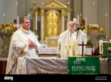 The Consecration Moment Of The Holy Mass Stock Photo Alamy