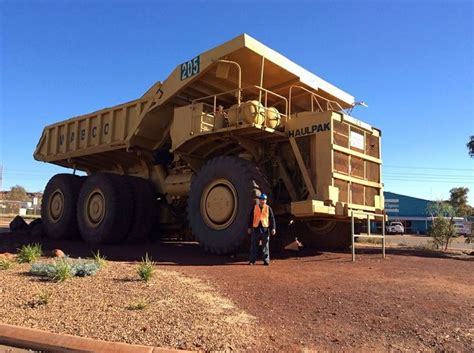 Western Australian Iron Ore Mine Check Out The Truck Iron Ore City