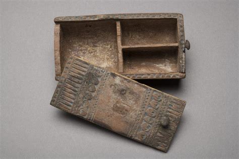 Ancient Egyptian Makeup Box Saubhaya Makeup