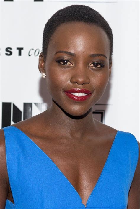 9 Beautiful Celebrity Women Who Rock A Beautiful Bald Head - Voice of Hair