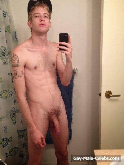 Gay Celebrities Nude