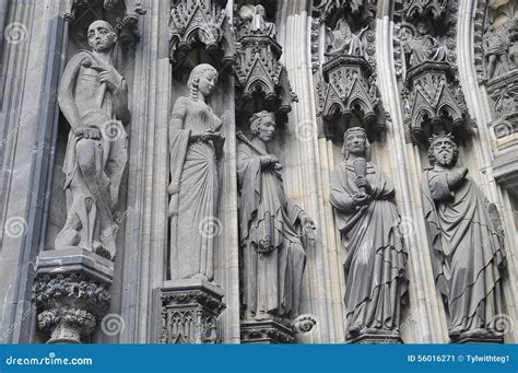 Esculturas Na Catedral Da água De Colônia Imagem de Stock Imagem de