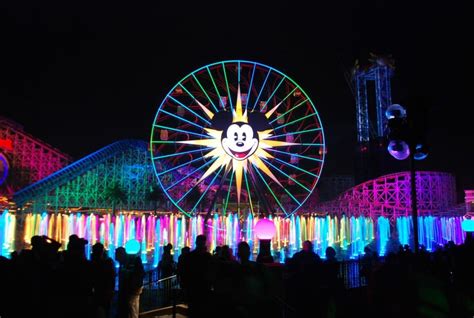 8 Differences Between Disneyland and Disney's California Adventure