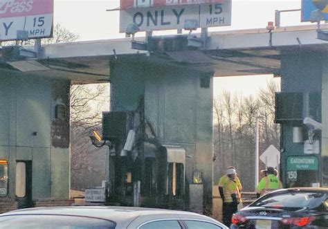 Garden State Parkway Toll Plaza Lane Closes After Car Fire