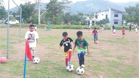 Day Mayor Bradly L Bautista Football Clinic Araw Ng Malita