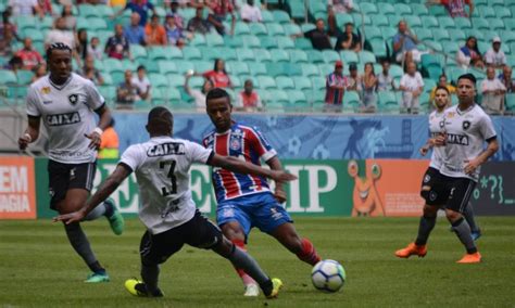 Botafogo leva gol no último minuto e tem empate amargo contra o Bahia