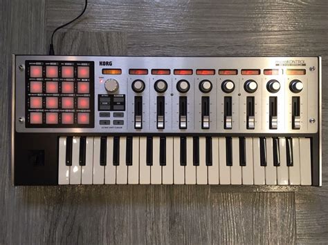 Korg Microkontrol Midi Controller 興趣及遊戲 音樂樂器 And 配件 樂器 Carousell