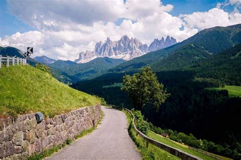 Santa Maddalena Panorama Trail Photo Spot Val Di Funes