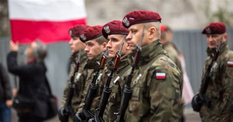 Polska spada w rankingu państw o największej sile militarnej Komputer