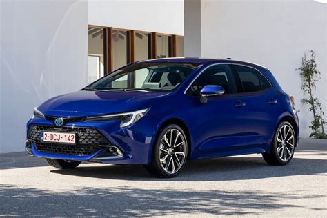 Fiche Technique Toyota Corolla 2025 2 0L 196 Ch Autotijd Be