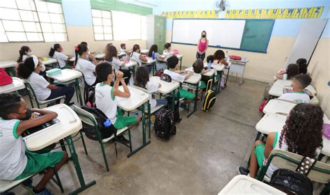 Cariacica abre processo seletivo para contratar professores com salário ...