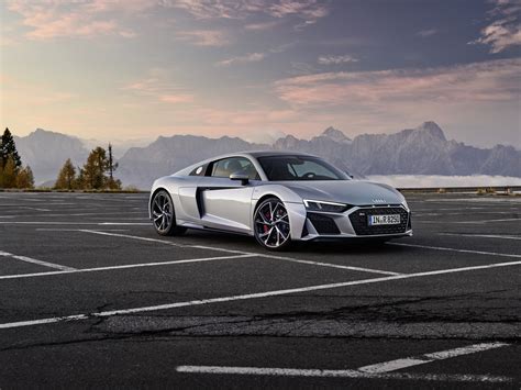 Audi R V Rwd Coupe K Side View Wallpaper Hd Cars Wallpapers K