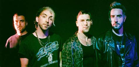 Nieuwe Single All Time Low Tell Me Im Alive