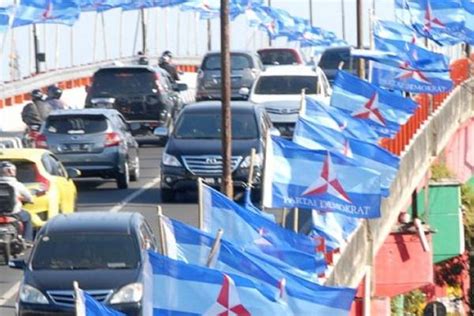 Ini Motif Perusakan Bendera Partai Demokrat Menurut Pengamat