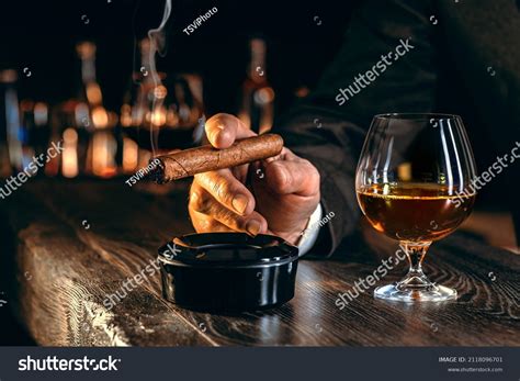 Whiskey Cigars Images Stock Photos Vectors Shutterstock