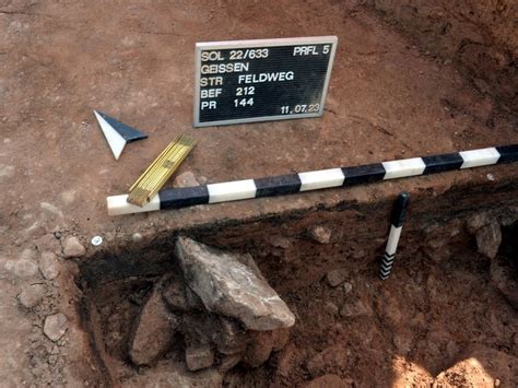 Archäologische Grabungen an der Südostlink Trasse bei Geißen