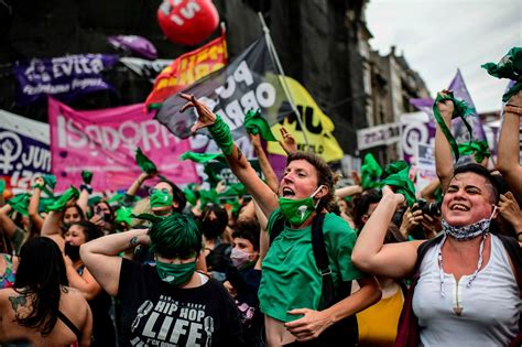 El Aborto Legal En Argentina Se Discute En El Senado The New York Times